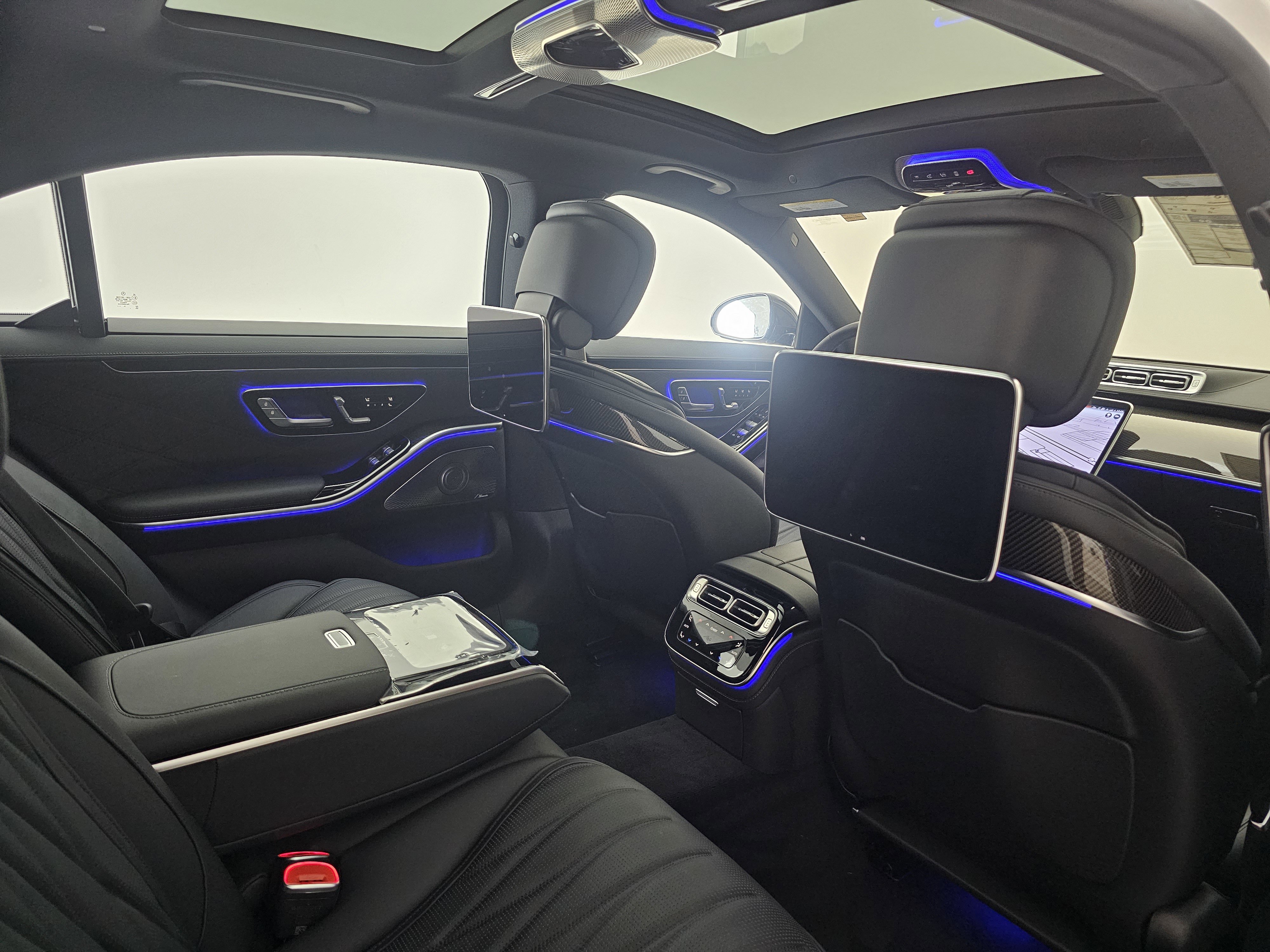 New 2025 Mercedes-Benz S 63 AMG S image 26