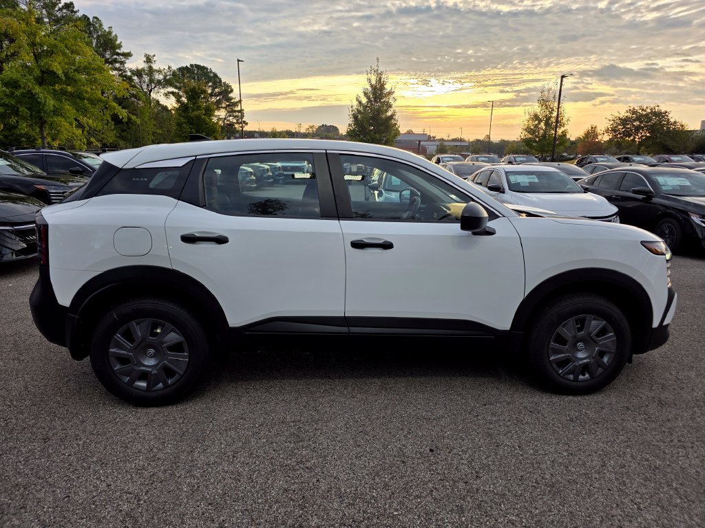 New 2027 Nissan Kicks S FWD image 10