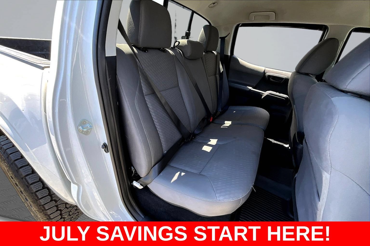 Used 2021 Toyota Tacoma SR AWD/4WD image 31