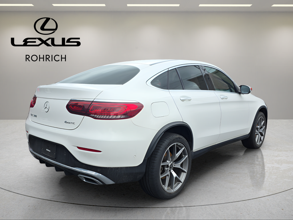Used 2022 Mercedes-Benz GLC 300 4MATIC Coupe image 6