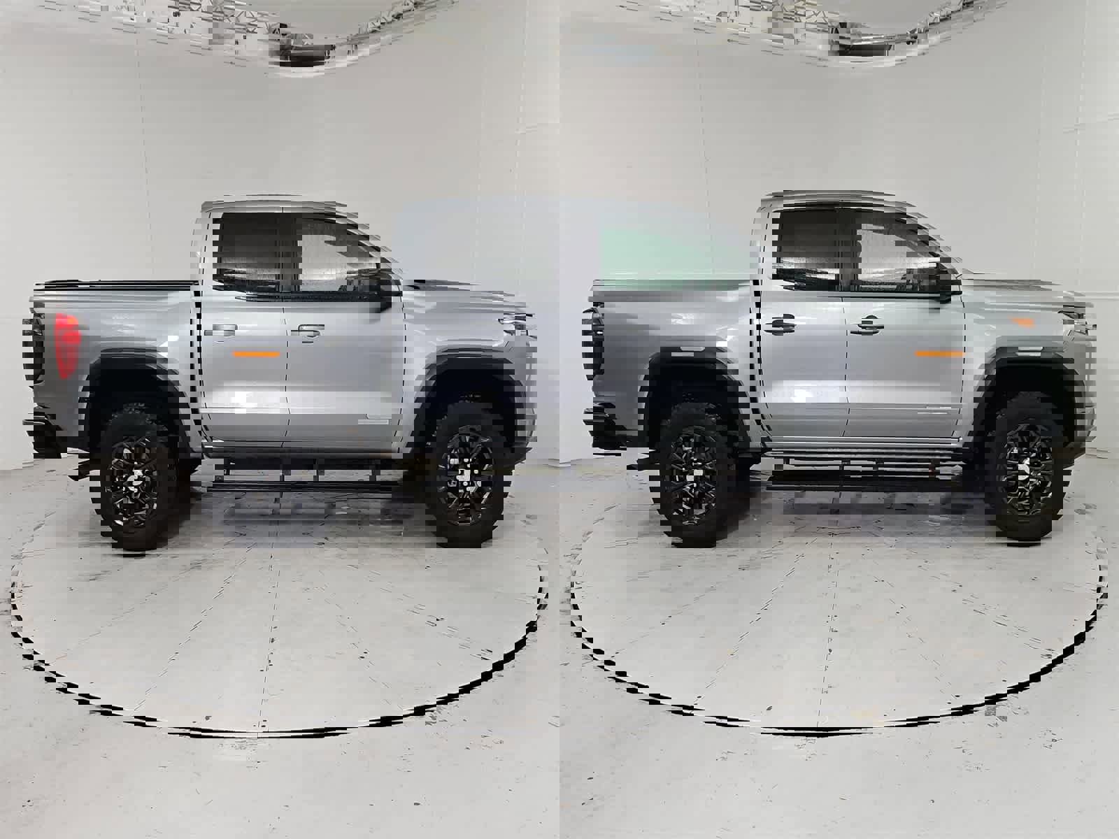 Used 2024 GMC Canyon Elevation image 7