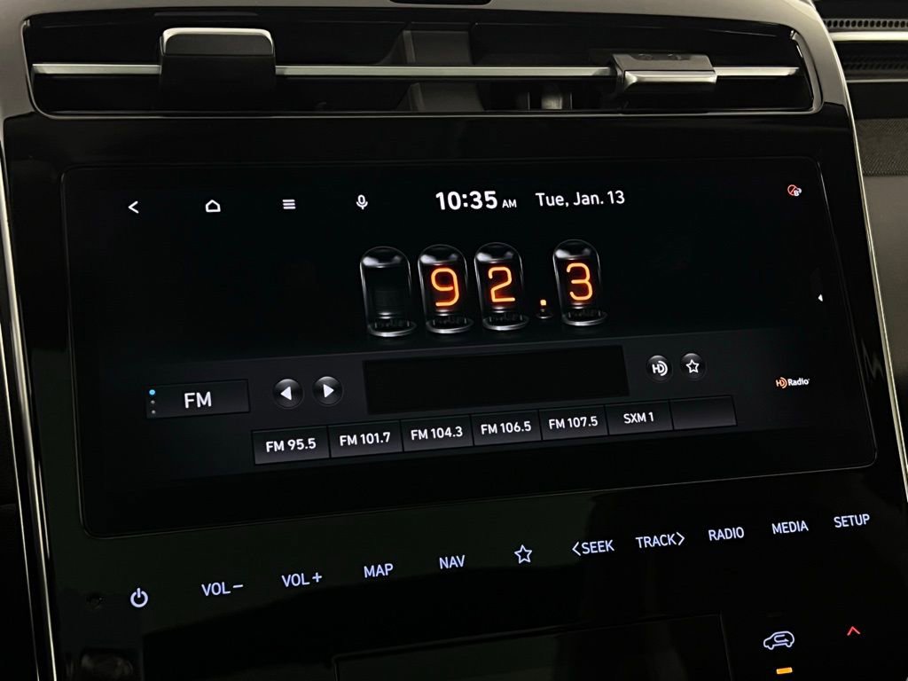 Used 2022 Hyundai Tucson Limited w/ Cargo Package image 18