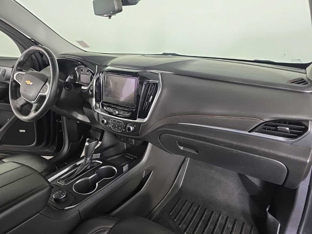 Used 2018 Chevrolet Traverse Premier AWD/4WD image 42