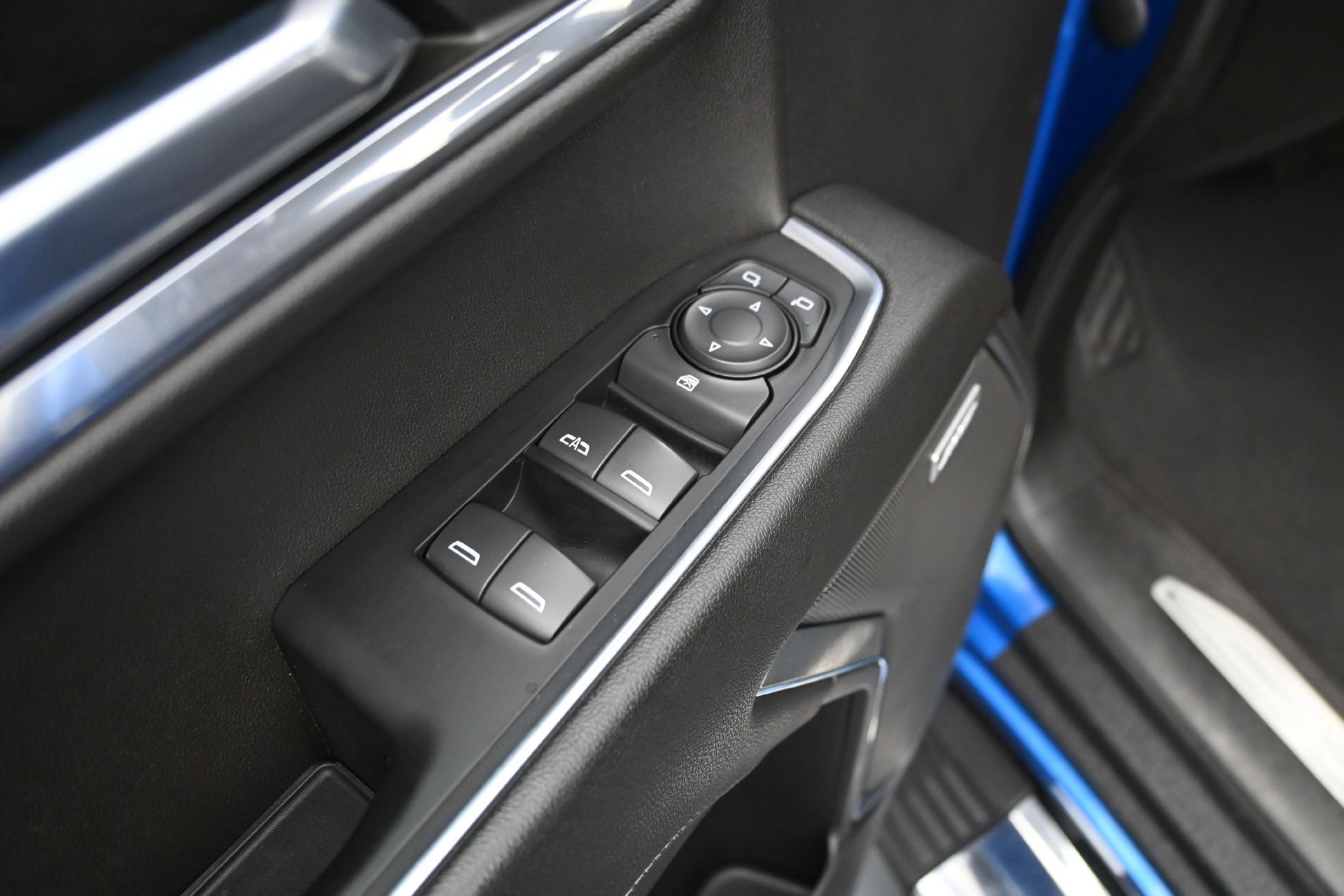 Used 2023 Chevrolet Silverado 1500 RST AWD/4WD image 18