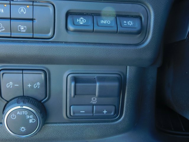 Used 2024 Chevrolet Suburban Premier w/ Premium Package image 35