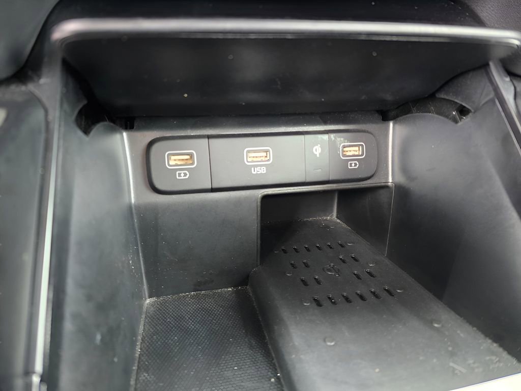 Used 2024 Kia Sorento EX image 22