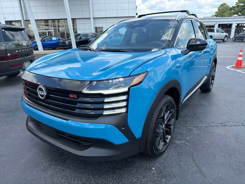 New 2026 Nissan Kicks SR w/ Cold Weather Package AWD/4WD image 9