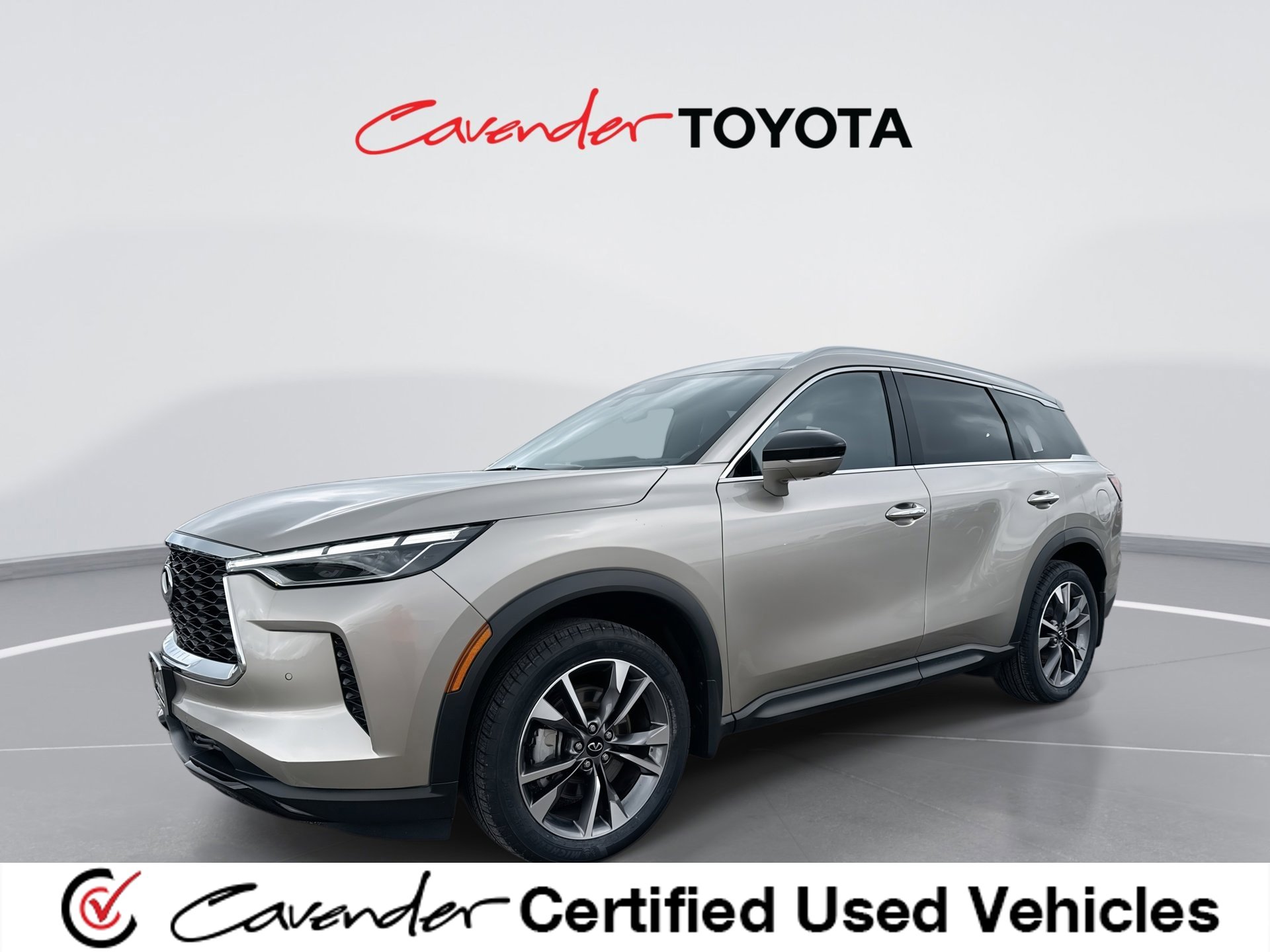 Used 2023 INFINITI QX60 Luxe w/ Cargo Package FWD image 1