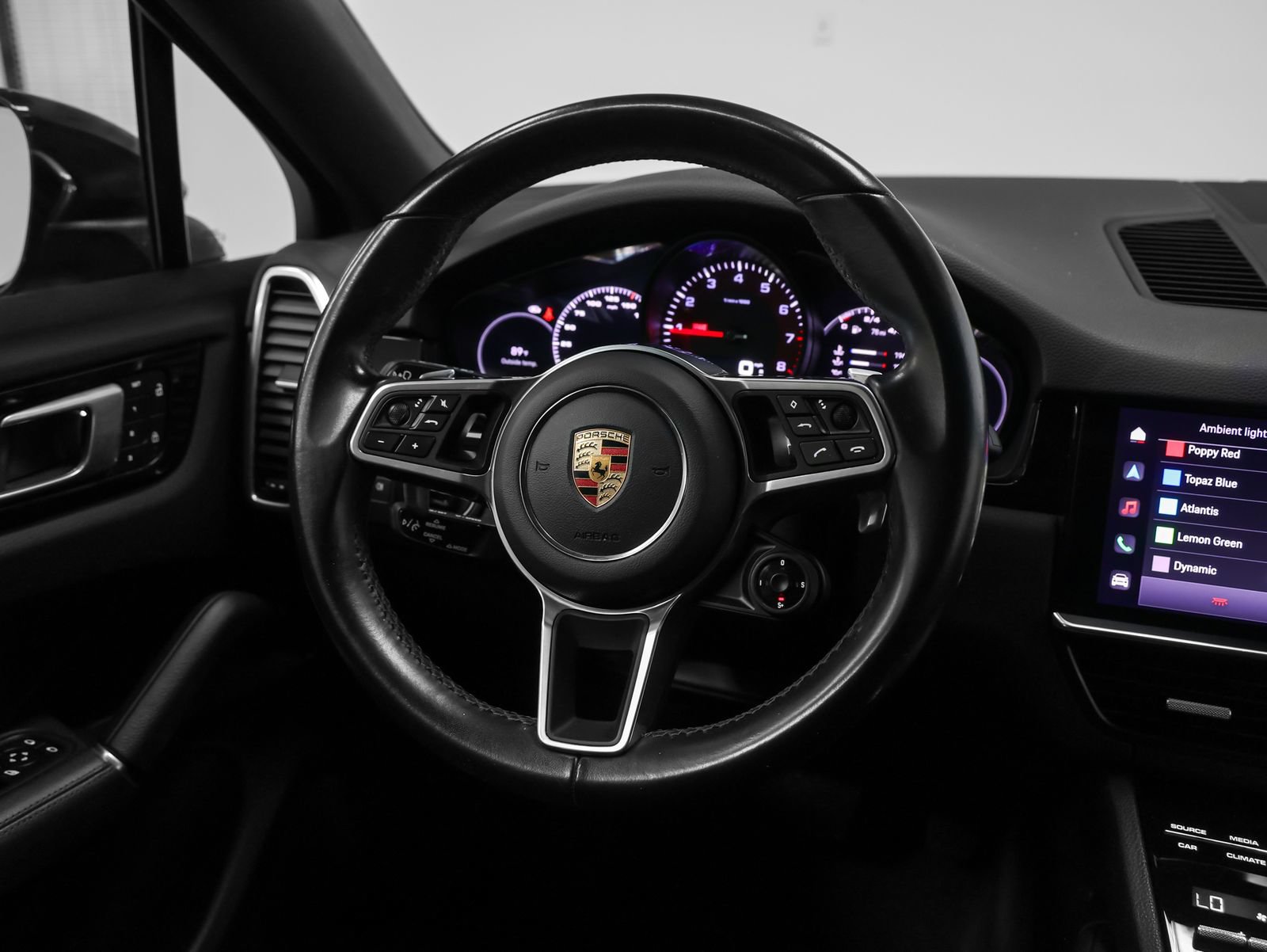 Certified 2022 Porsche Cayenne Platinum Edition AWD/4WD image 30
