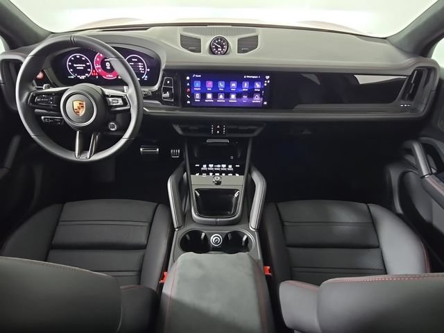 New 2026 Porsche Cayenne GTS AWD/4WD image 28
