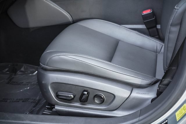 Certified 2025 Lexus ES 300h w/ Premium Package FWD image 11