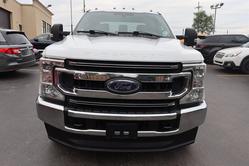 Used 2022 Ford F250 XLT AWD/4WD image 2