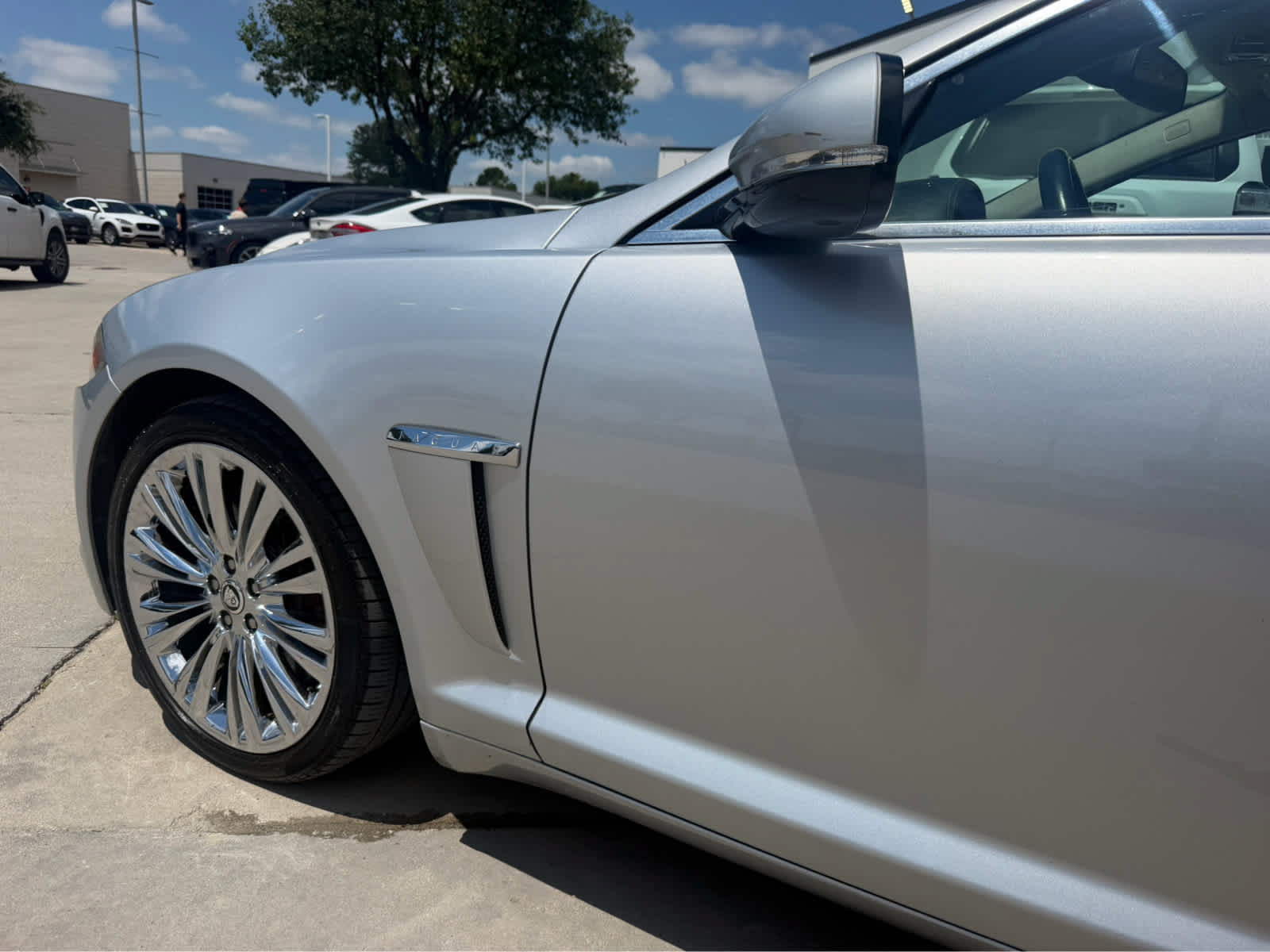 Used 2012 Jaguar XF Portfolio RWD image 8