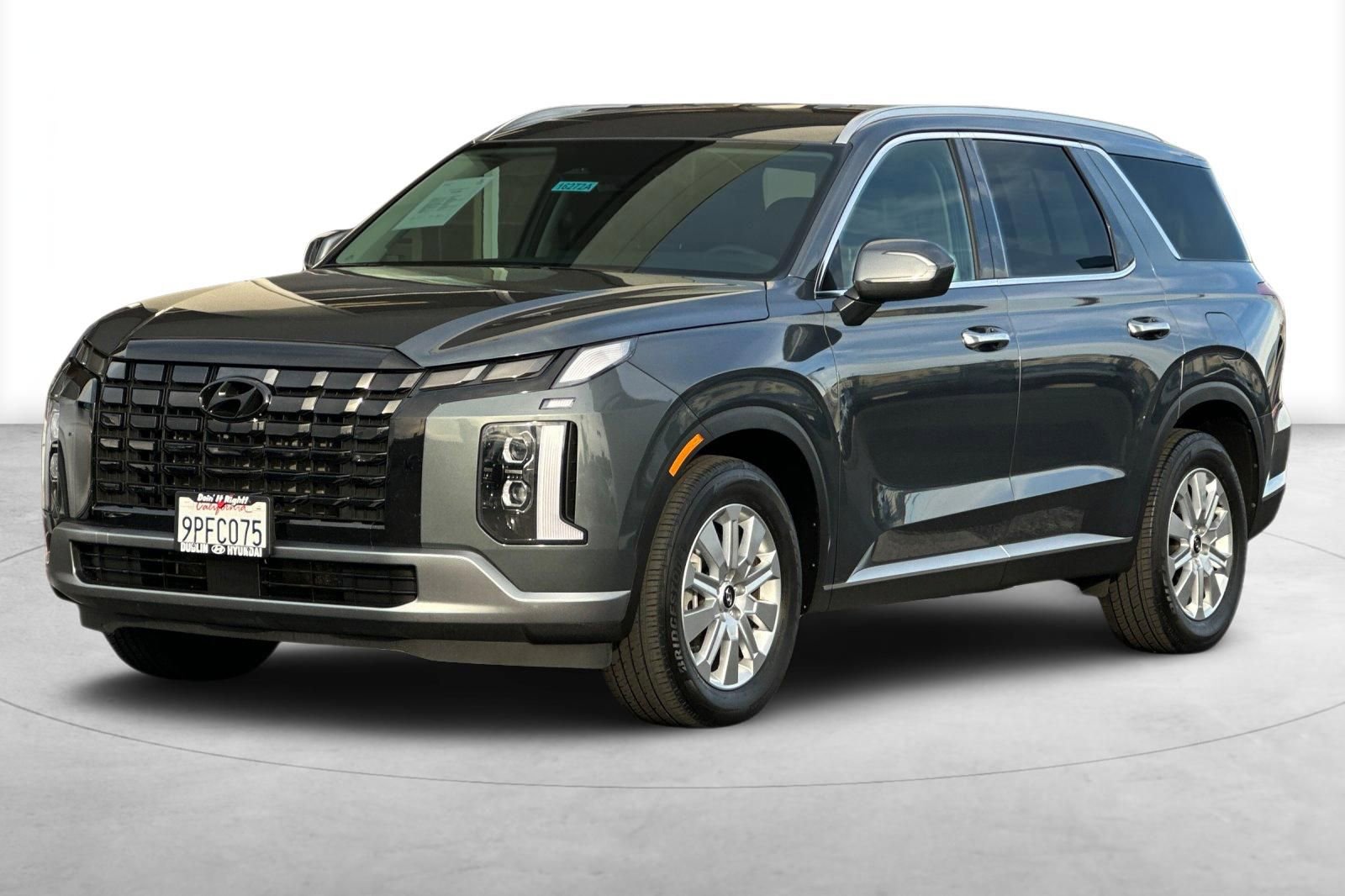 Used 2025 Hyundai Palisade SEL image 2