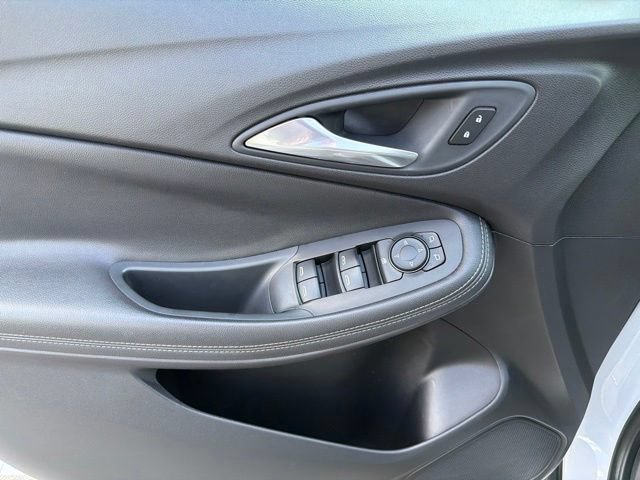 Used 2020 Buick Encore GX Preferred FWD image 18