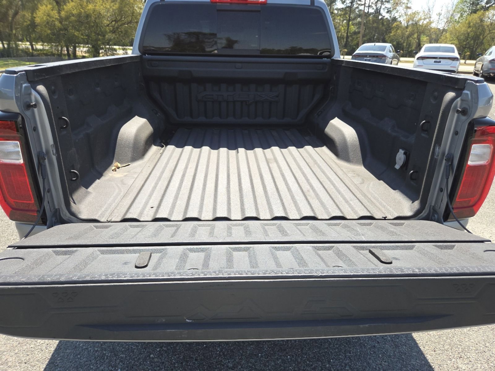 Used 2024 GMC Canyon AT4X image 25