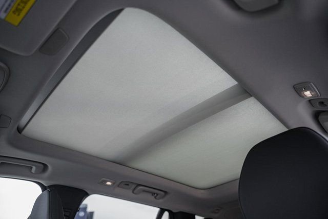 New 2026 Volvo XC90 B6 Plus w/ Protection Package Premier image 30