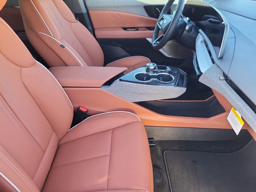 New 2026 Cadillac Optiq Sport 2 image 9