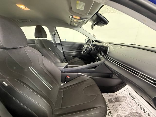 Used 2023 Hyundai Elantra SEL w/ Convenience Package FWD image 35