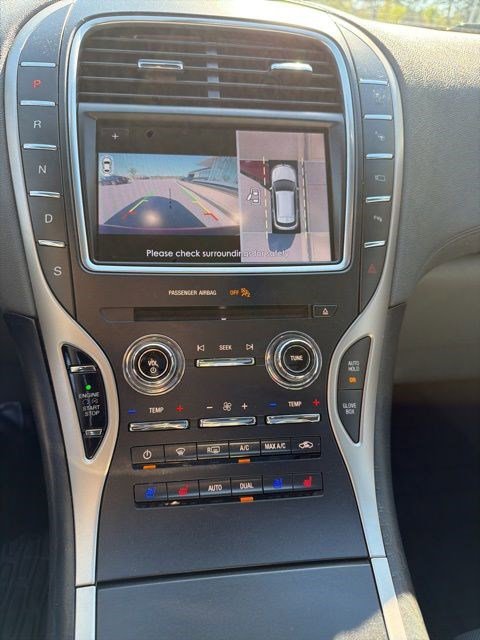 Used 2020 Lincoln Nautilus Reserve w/ Equipment Group 201A image 19