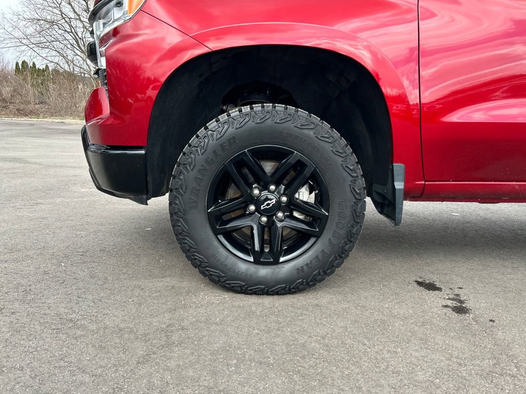 Used 2023 Chevrolet Silverado 1500 LT Trail Boss AWD/4WD image 10