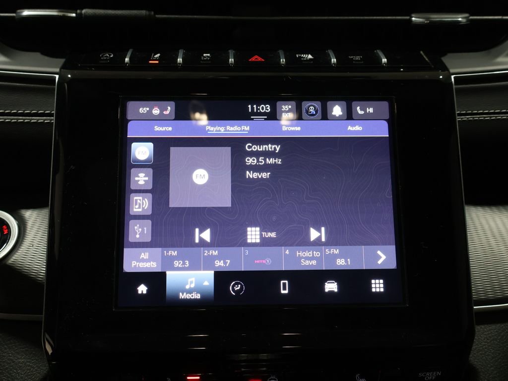 Used 2024 Jeep Grand Cherokee Altitude image 31