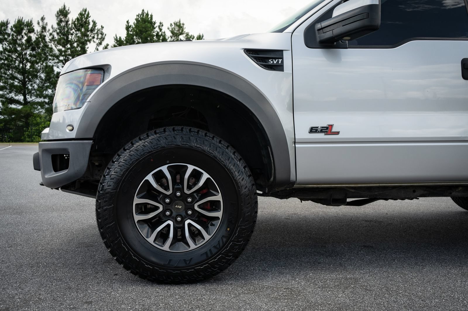 Used 2013 Ford F150 Raptor w/ Luxury Equipment Group AWD/4WD image 4
