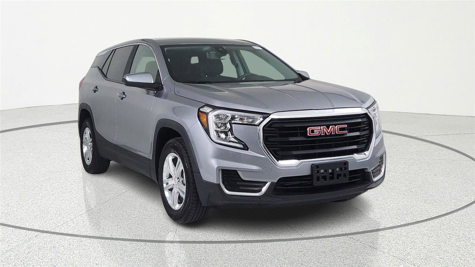 Used 2024 GMC Terrain SLE
