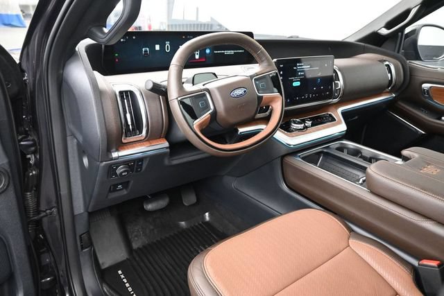 Certified 2025 Ford Expedition Max King Ranch AWD/4WD image 9