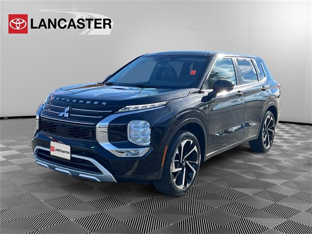 Used 2024 Mitsubishi Outlander SE image 3