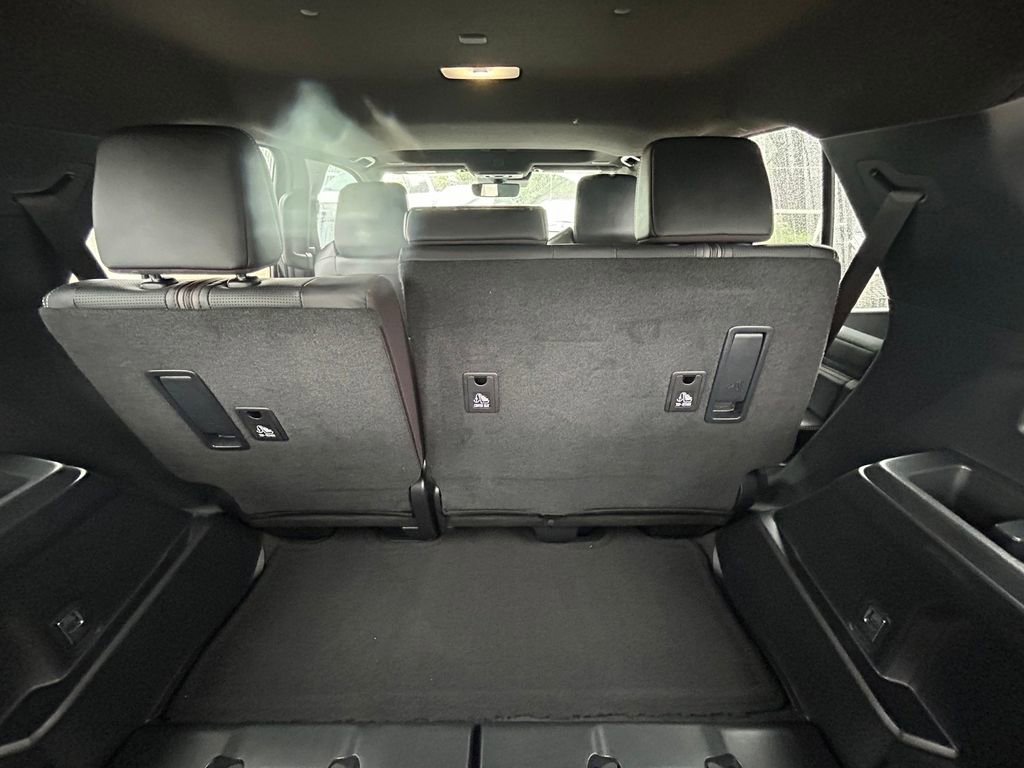 Used 2025 Toyota 4Runner Limited image 13
