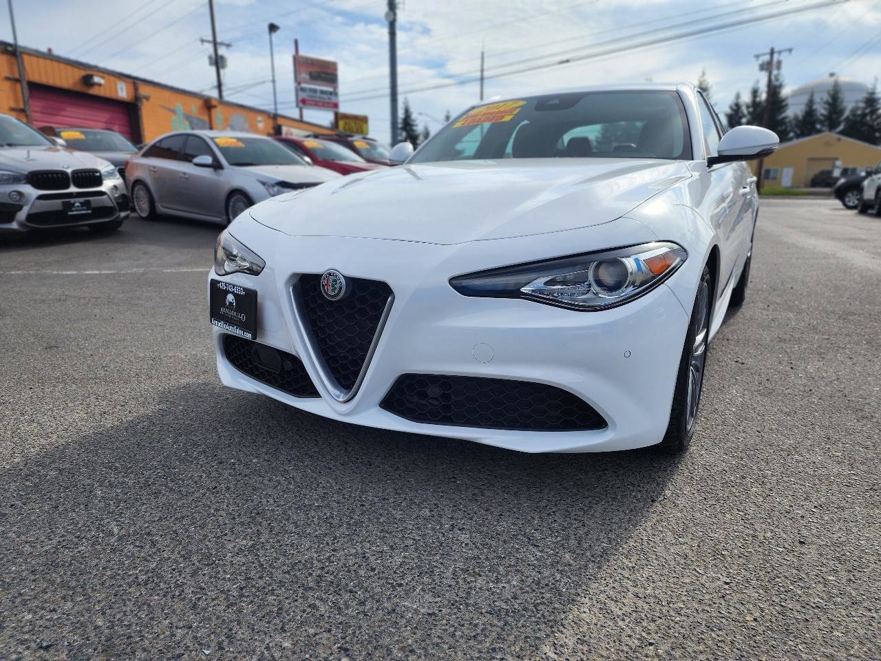 Used 2017 Alfa Romeo Giulia Ti w/ TI Lusso Package AWD/4WD image 2