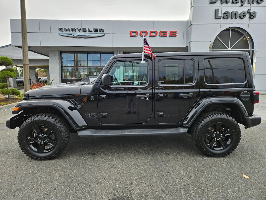 Used 2021 Jeep Wrangler Unlimited Sahara image 2