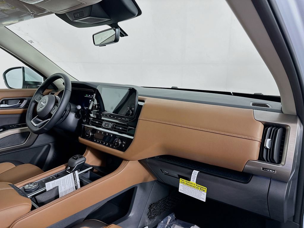 New 2025 Nissan Pathfinder Platinum w/ Cargo Package image 37