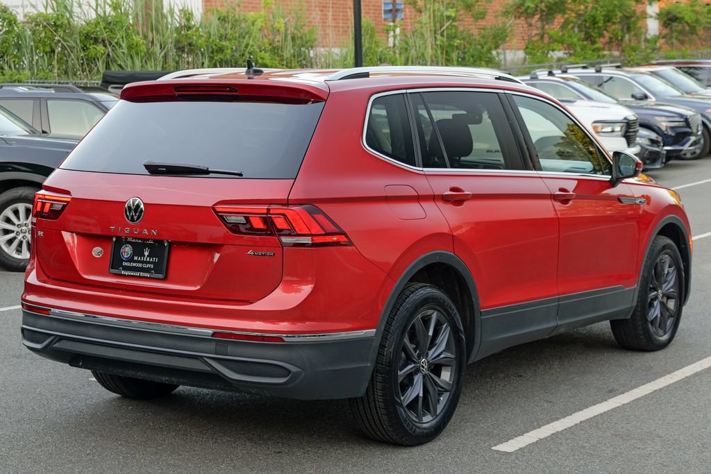 Used 2022 Volkswagen Tiguan SE AWD/4WD image 7