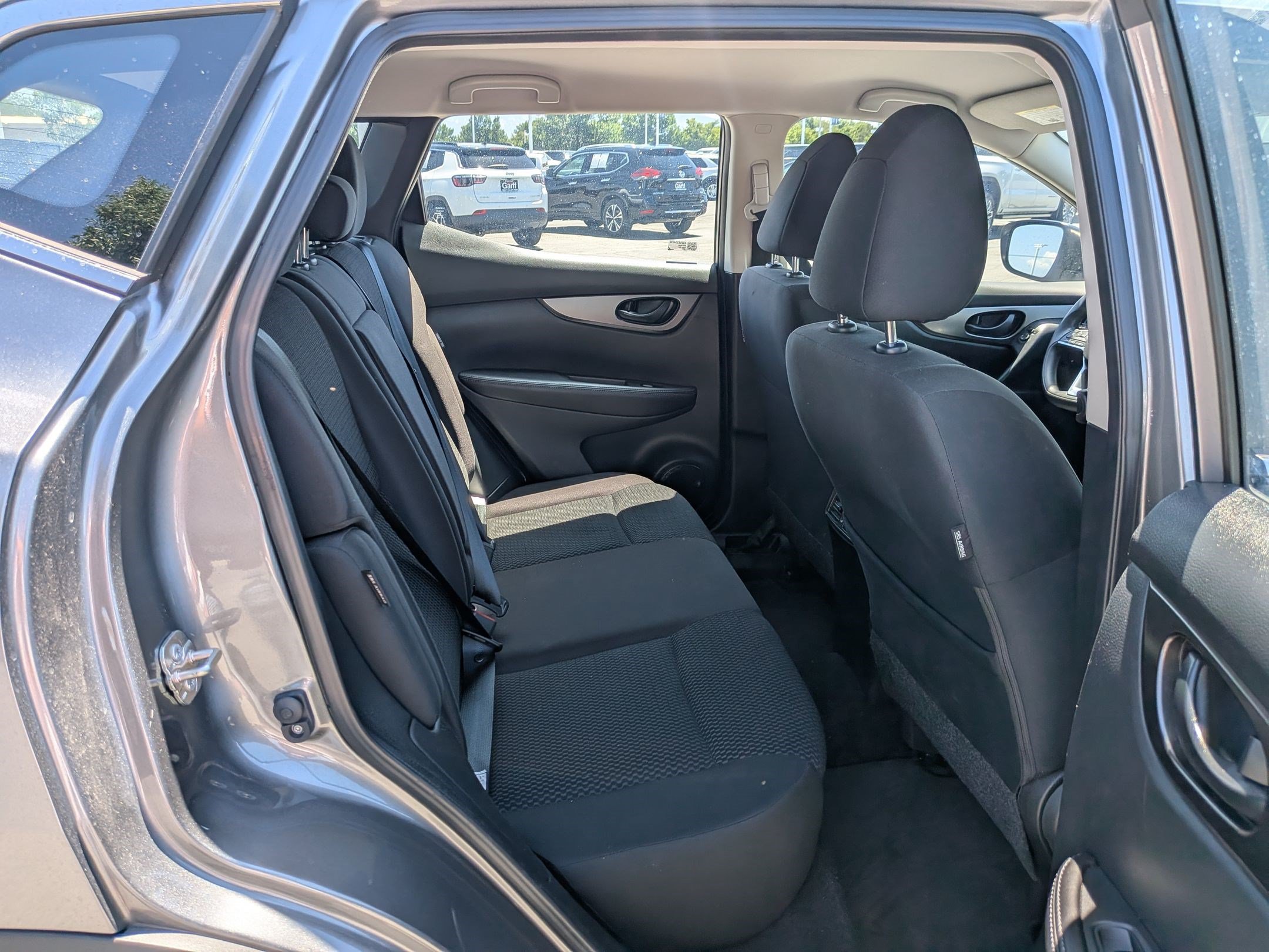 Used 2022 Nissan Rogue Sport S AWD/4WD image 29