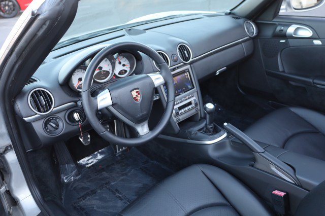 Used 2006 Porsche Boxster S RWD image 25