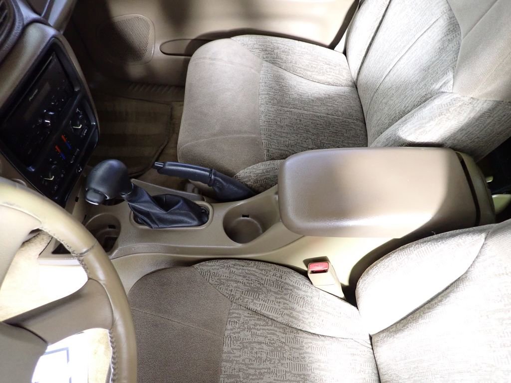 Used 2002 Chevrolet TrailBlazer LS w/ Preferred Equipment Group image 21