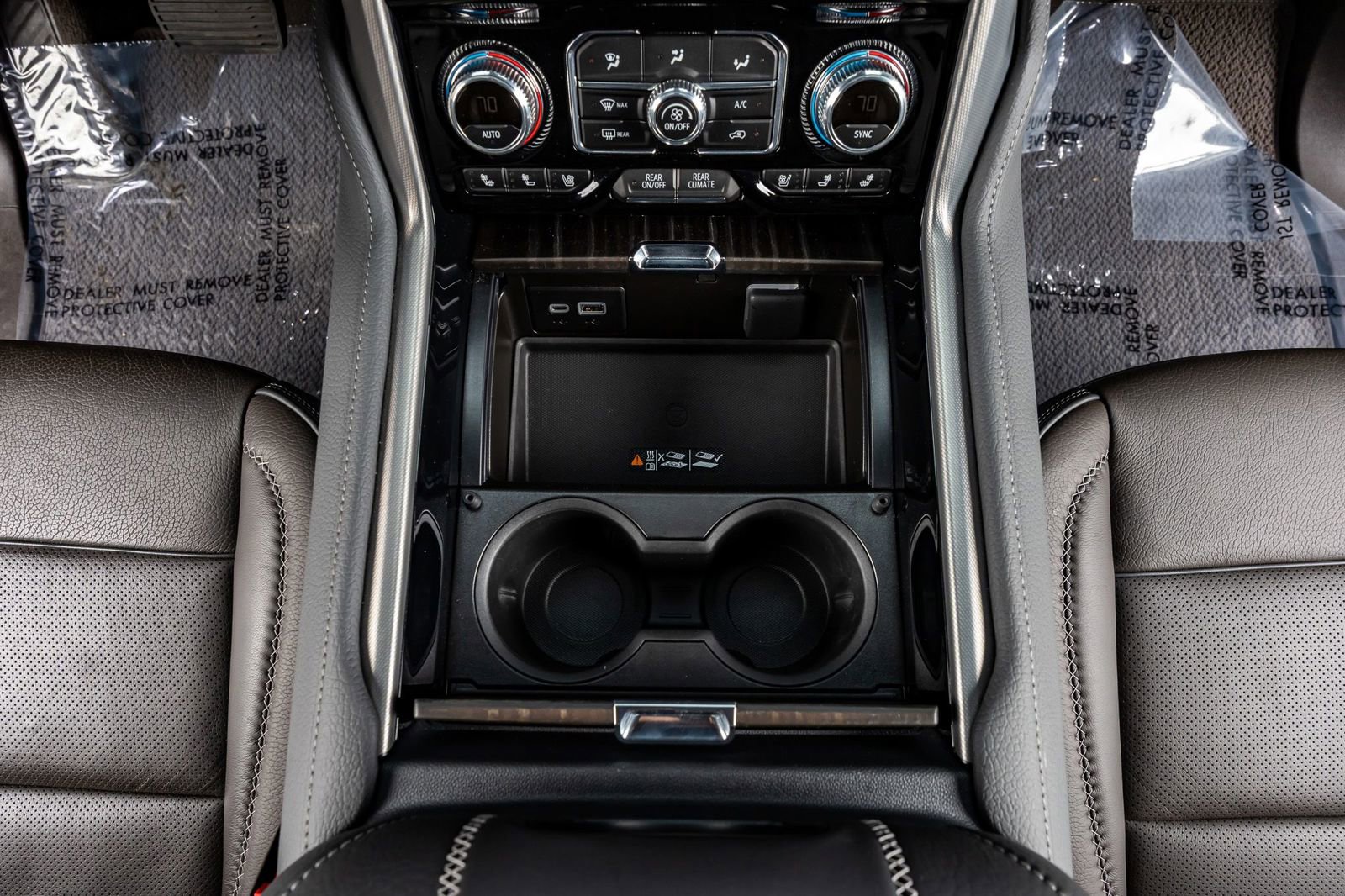 Used 2023 GMC Yukon Denali image 28