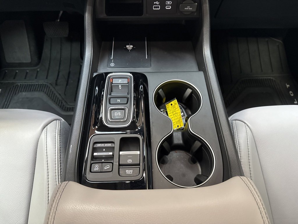 Used 2025 Honda Pilot EX-L image 22