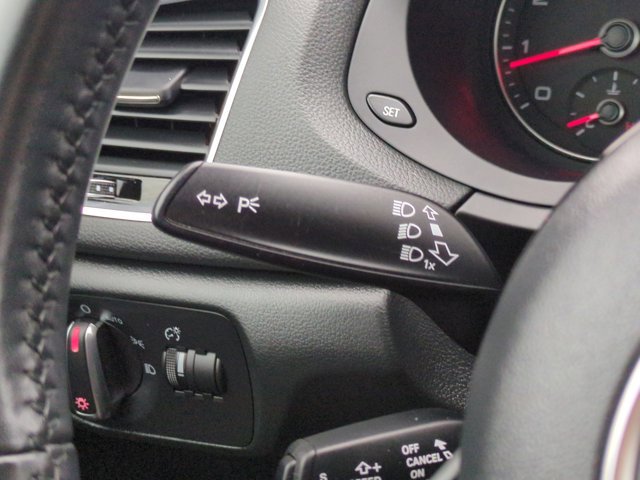 Used 2018 Audi Q3 2.0T Premium Plus w/ Premium Plus Package image 16