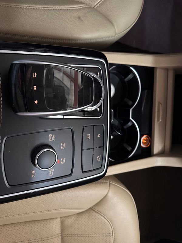 Used 2018 Mercedes-Benz GLE 350 4MATIC image 17