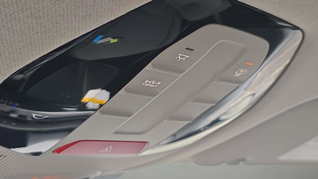 Used 2025 Kia K4 FWD image 26