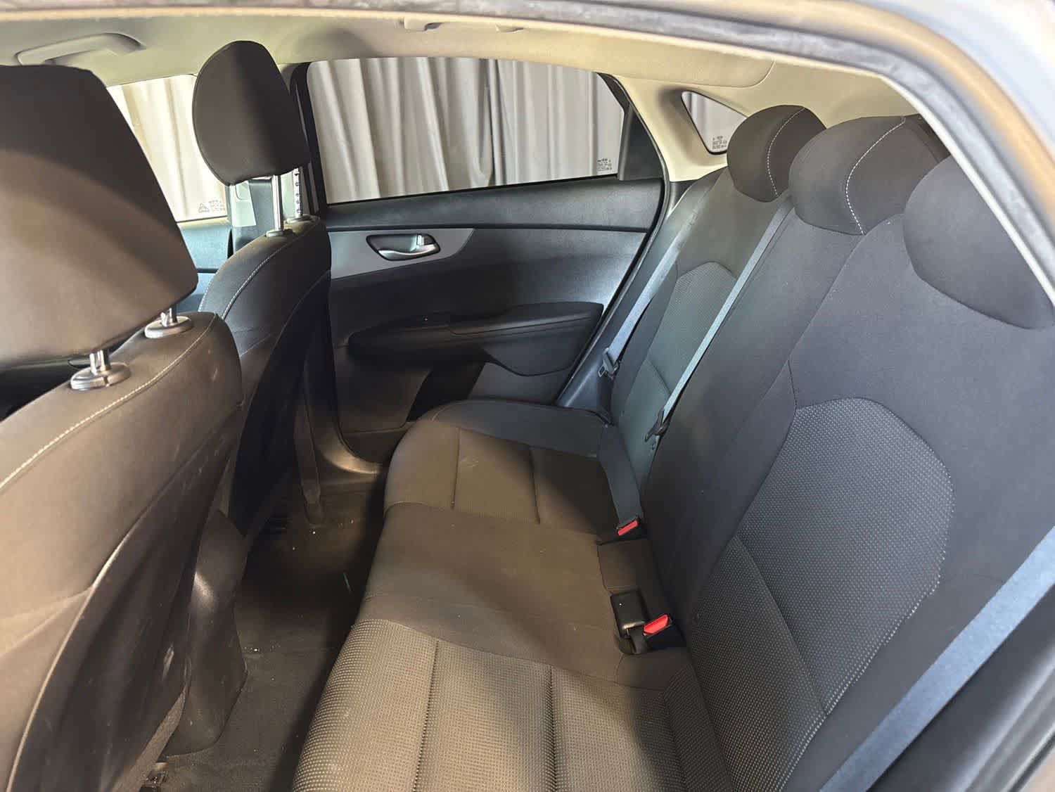 Used 2019 Kia Forte LXS FWD image 13