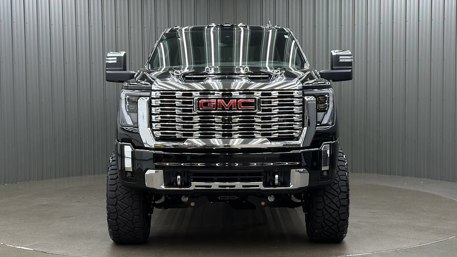 Used 2026 GMC Sierra 3500 Denali w/ Denali Reserve Package AWD/4WD image 8