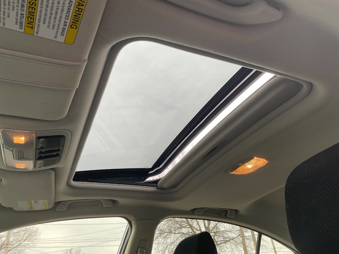 Used 2016 Subaru Impreza 2.0i Premium image 13