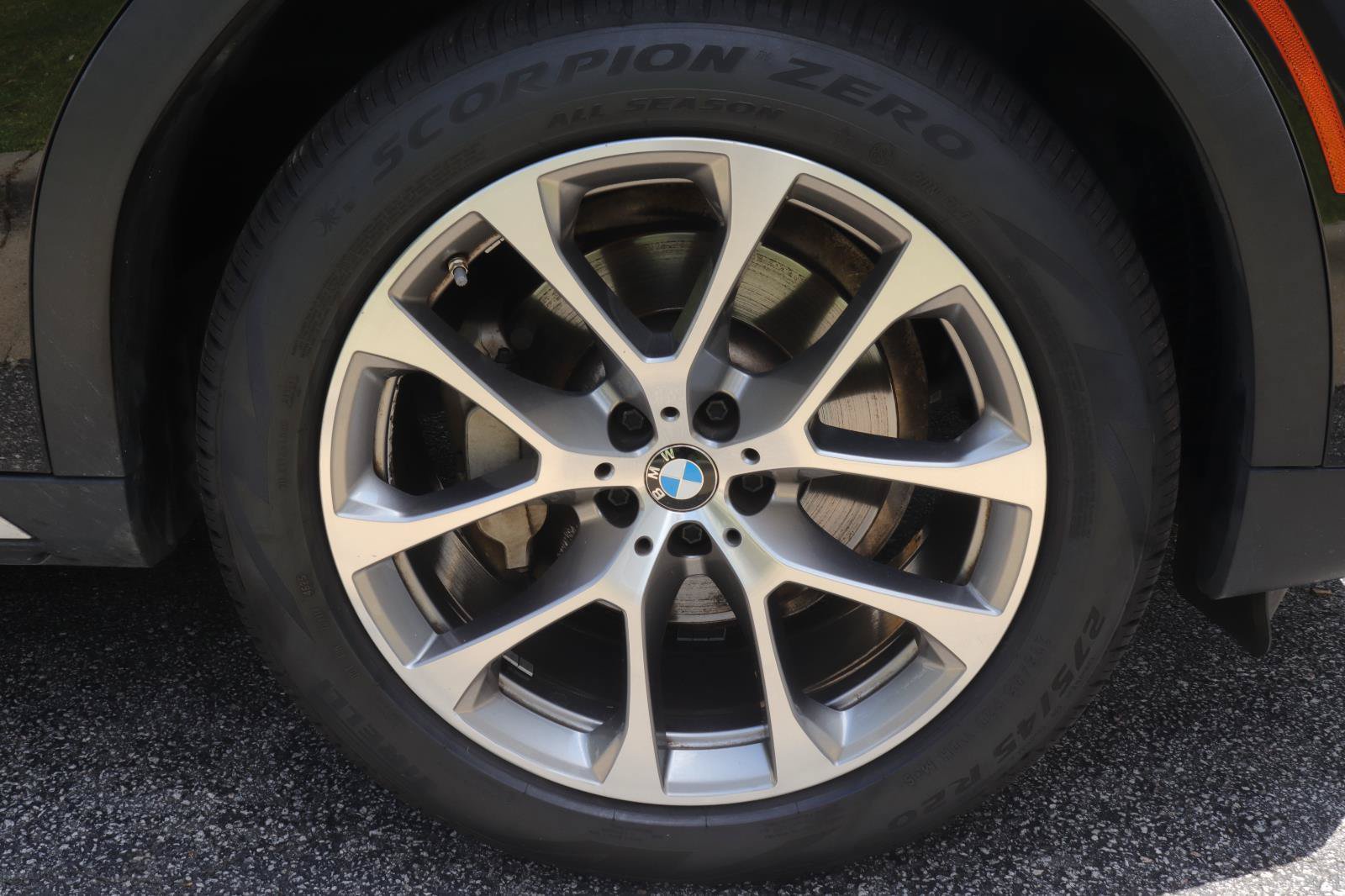 Used 2023 BMW X6 xDrive40i AWD/4WD image 26