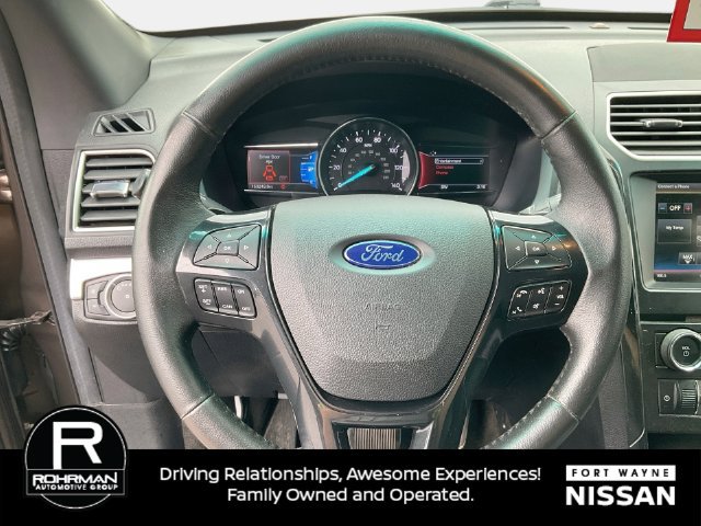 Used 2016 Ford Explorer XLT w/ Equipment Group 201A AWD/4WD image 20