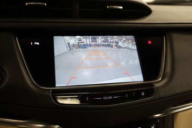 Used 2017 Cadillac XT5 Luxury w/ Driver Awareness Package image 24