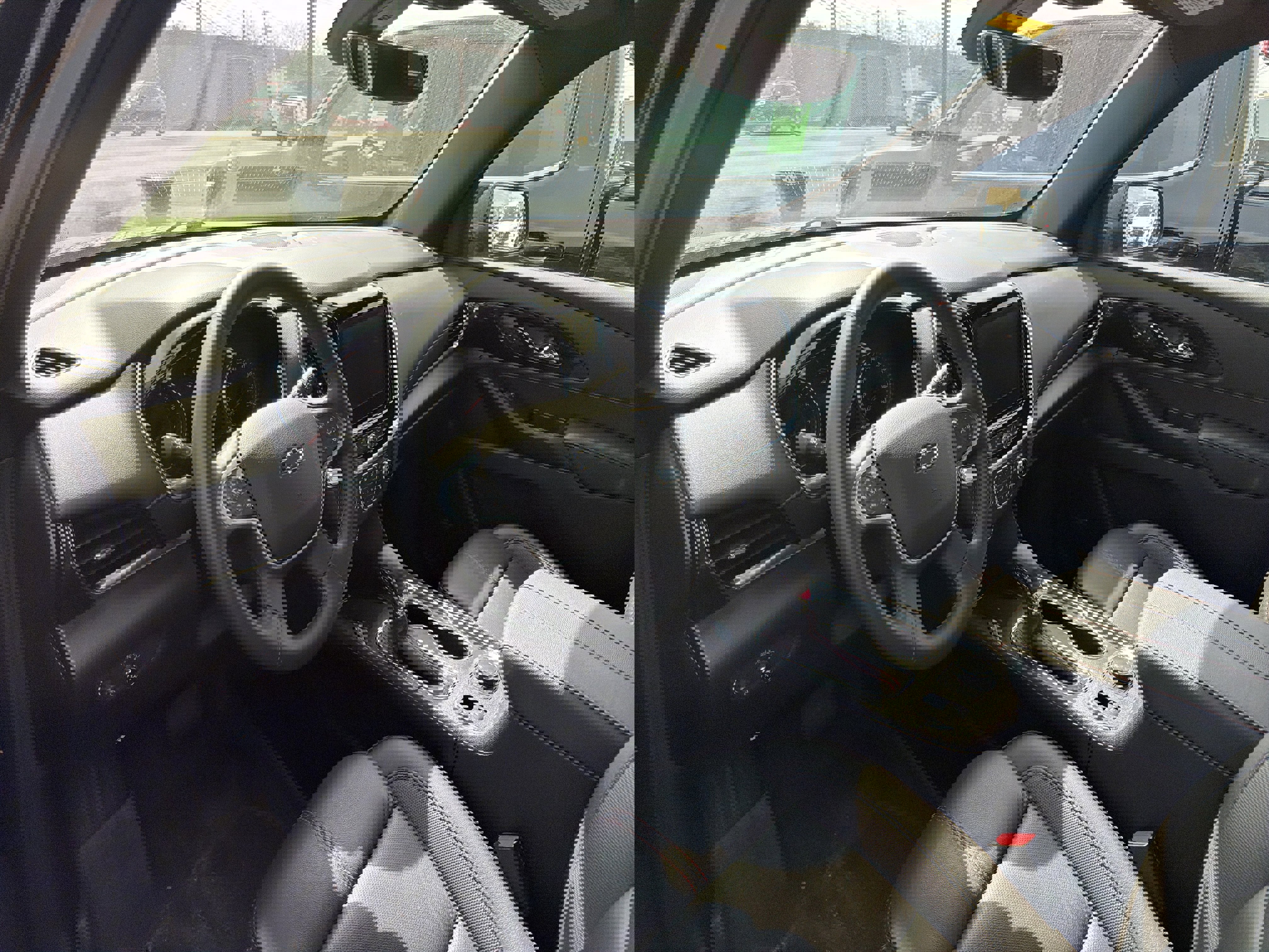 Used 2023 Chevrolet Traverse RS w/ LPO, Floor Liner Package image 9